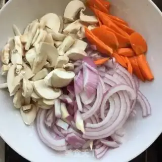 Make Onion beef step 0