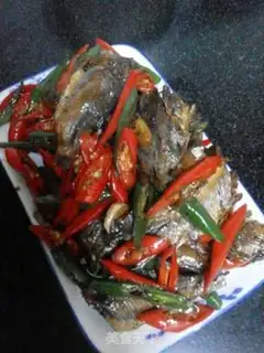 Make Cream peppers for dry fish step 8