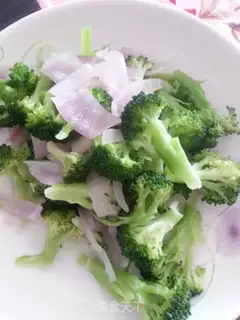 Make The broccoli soup step 0