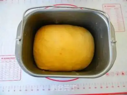 Make Carrot cream buns step 4
