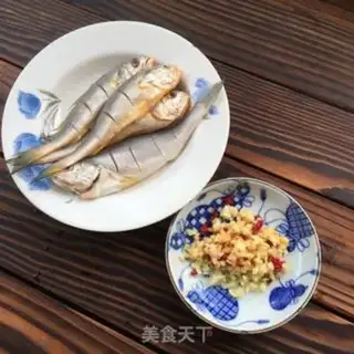 Make Snack, yellow fish step 0