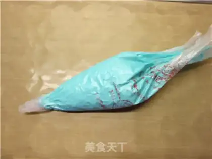 Make Colorful Macalon step 10