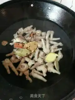 Make Peach claws step 4