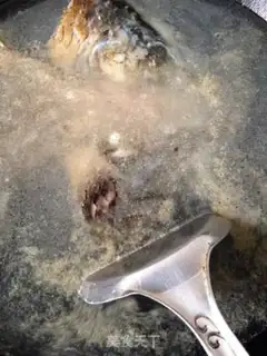 Make Fish head soup step 2
