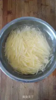 Make Hot pepper potatoes step 2