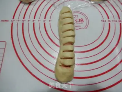 Make Sausage bread step 8