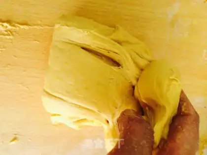 Make Lobster bread step 1