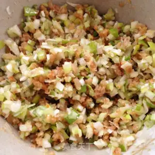 Make Onion slag cake step 2