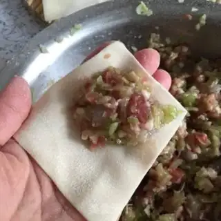 Make "Foot-hand shrimp and pork meat." step 8