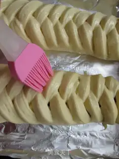 Make Rose green beans bread step 11