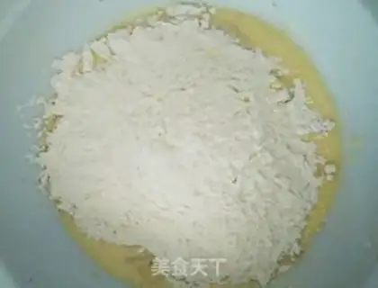Make Chinese cranberry toast step 5