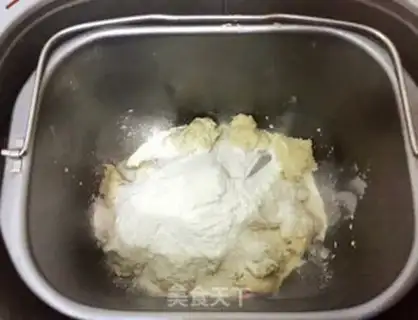 Make The bean-salt cat squeezes bread step 5