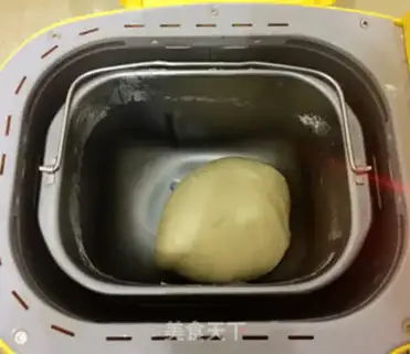 Make The bean-salt cat squeezes bread step 8
