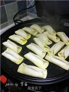 Make Pork sticker step 9