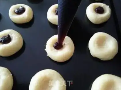 Make Blueberry jam cookies step 7