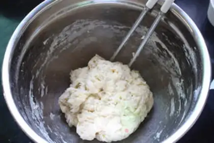 Make Ham sausage bread step 4