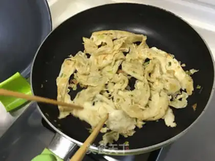Make The onion grab cake step 9