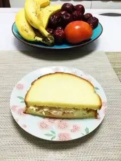 Make Egg ham sandwich step 3
