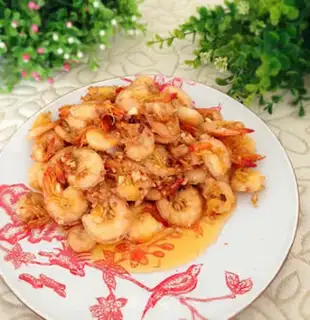 Make Garlic fried shrimp step 8