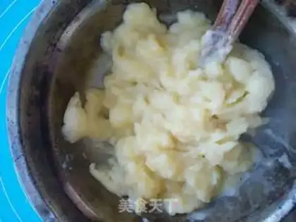 Make caterpillar bean pie step 14
