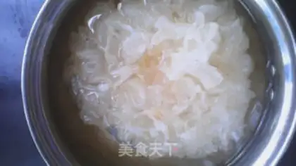 Make Silver peach porridge step 2