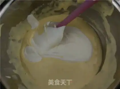 Make Orange mousse cake step 4