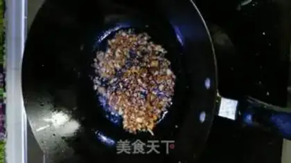 Make Garlic doll food step 2