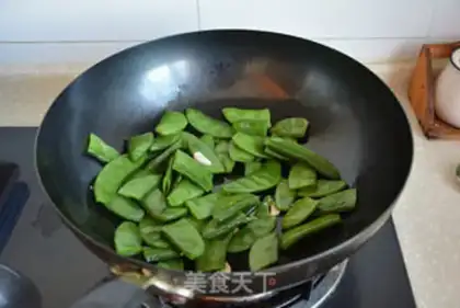 Make Sausage fried lentils step 5