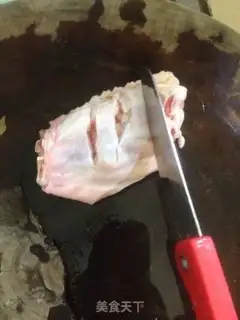 Make The honey is on the wings step 0