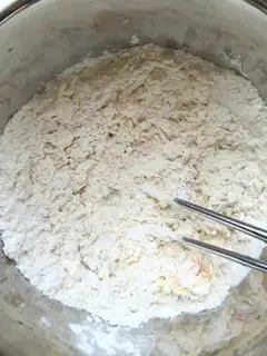 Make Onion ham rolls step 1