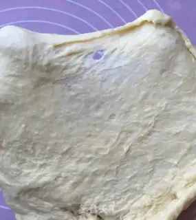 Make Onion ham rolls step 5