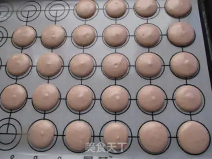 Make Strawberry Macalon step 10