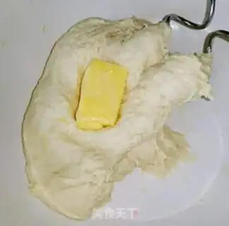 Make Slurpy banana braid step 4