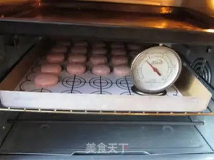 Make Strawberry Macalon step 14