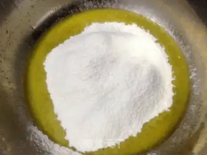 Make Red-tree soft yellow cake step 1