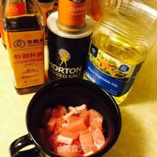 Make Pork slices of potatoes step 0
