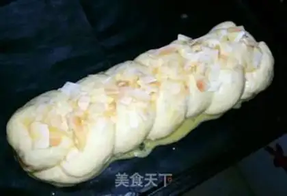 Make Slurpy banana braid step 11