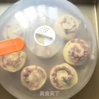 Make Onion ham rolls step 14