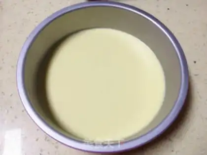 Make Red-tree soft yellow cake step 4