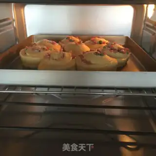 Make Onion ham rolls step 16