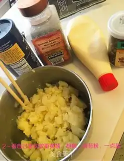 Make Potato sushi step 2