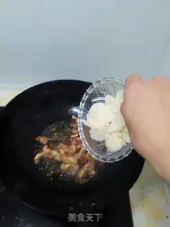 Make Squirt chicken silkball noodles step 7