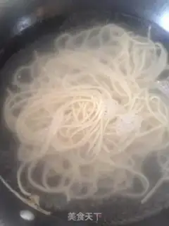 Make The deliciouss always make noodles step 5