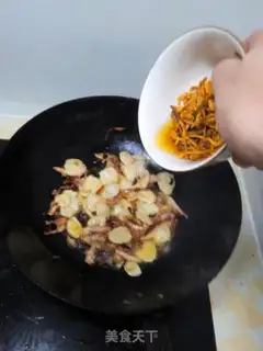Make Squirt chicken silkball noodles step 8