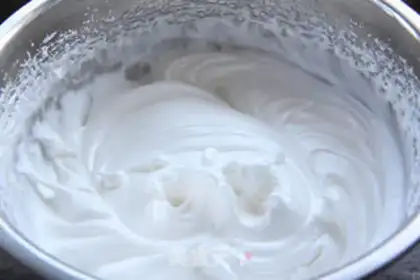 Make Red velvet jam cake rolls step 4