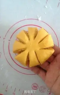 Make Pumpkin coconut bun step 6