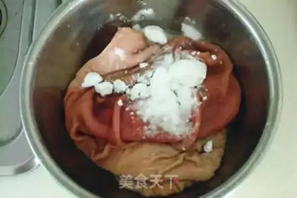 Make A red oil belly step 0