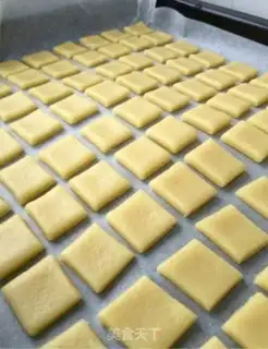 Make Milk crackers step 7