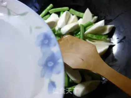 Make Peaches are so white step 4