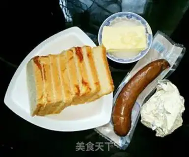 Make A sandwich with sausage toast step 0